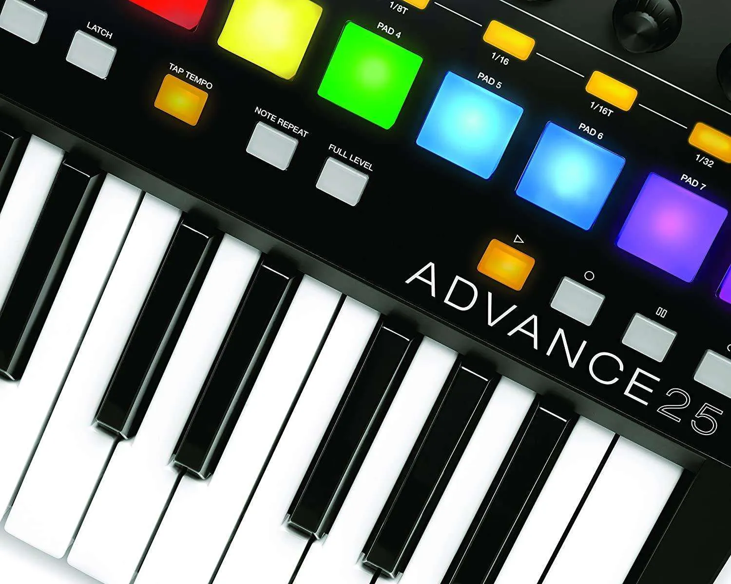 Akai Professional Advance 25 Keyboard Controller