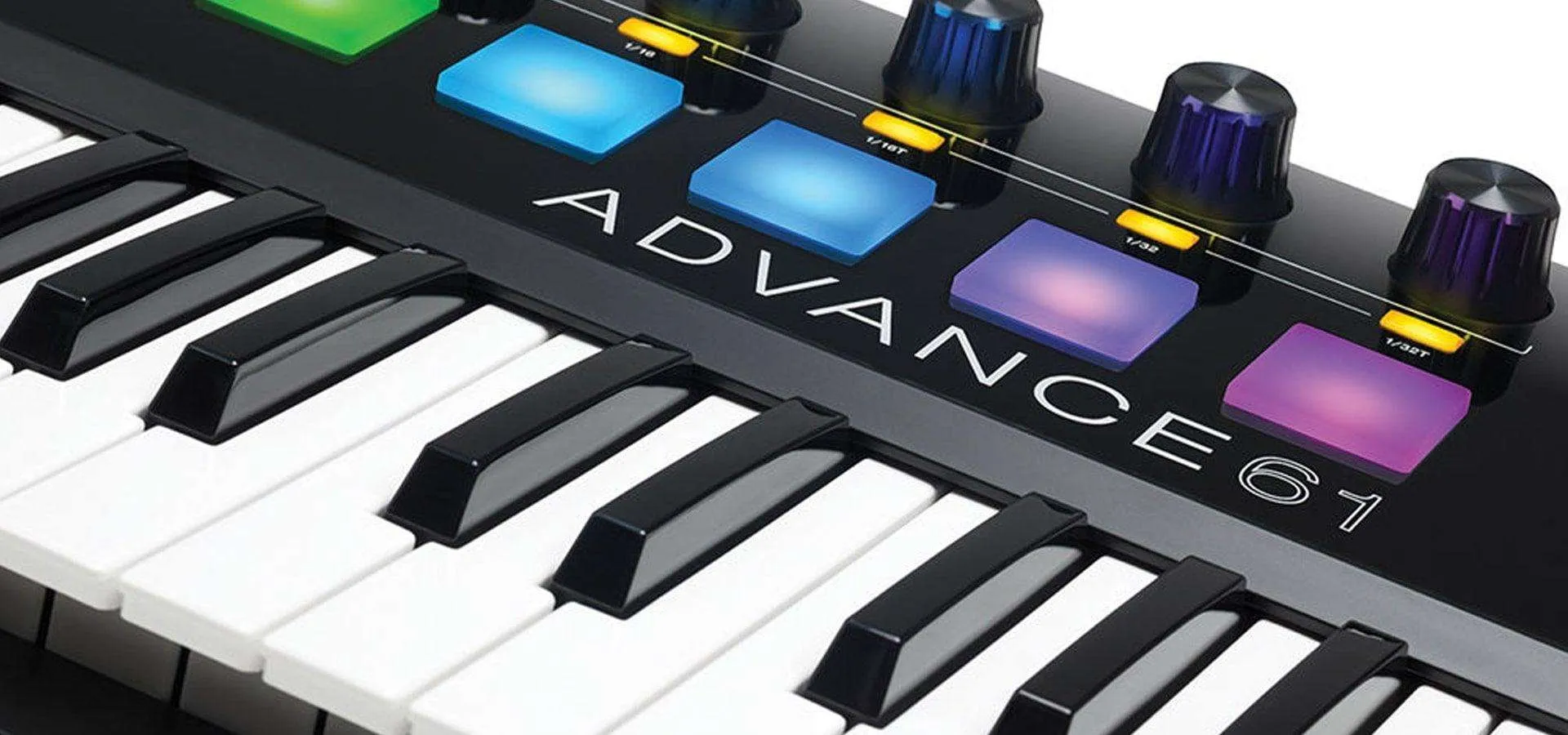 Akai Professional Advance 61 Keyboard Controller