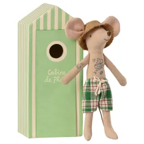 Beach mice, dad in Cabin de Plage