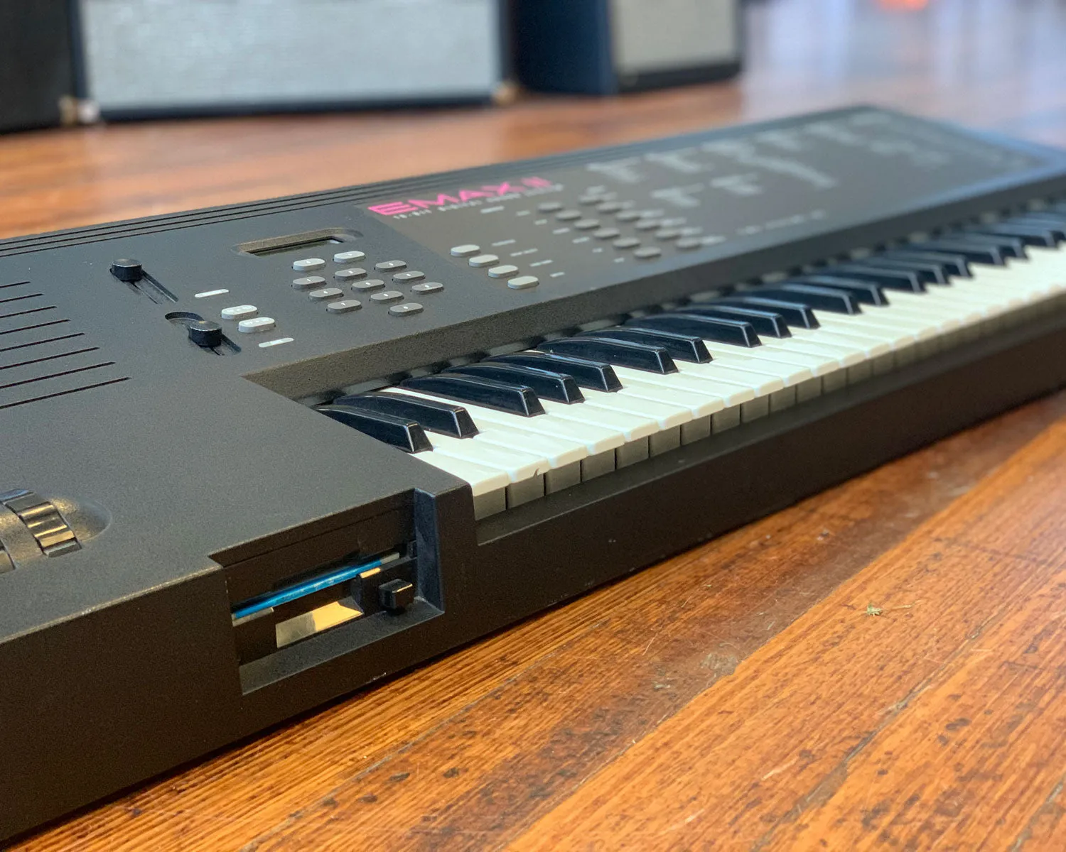 E-mu Systems EMAX-II Model 2205