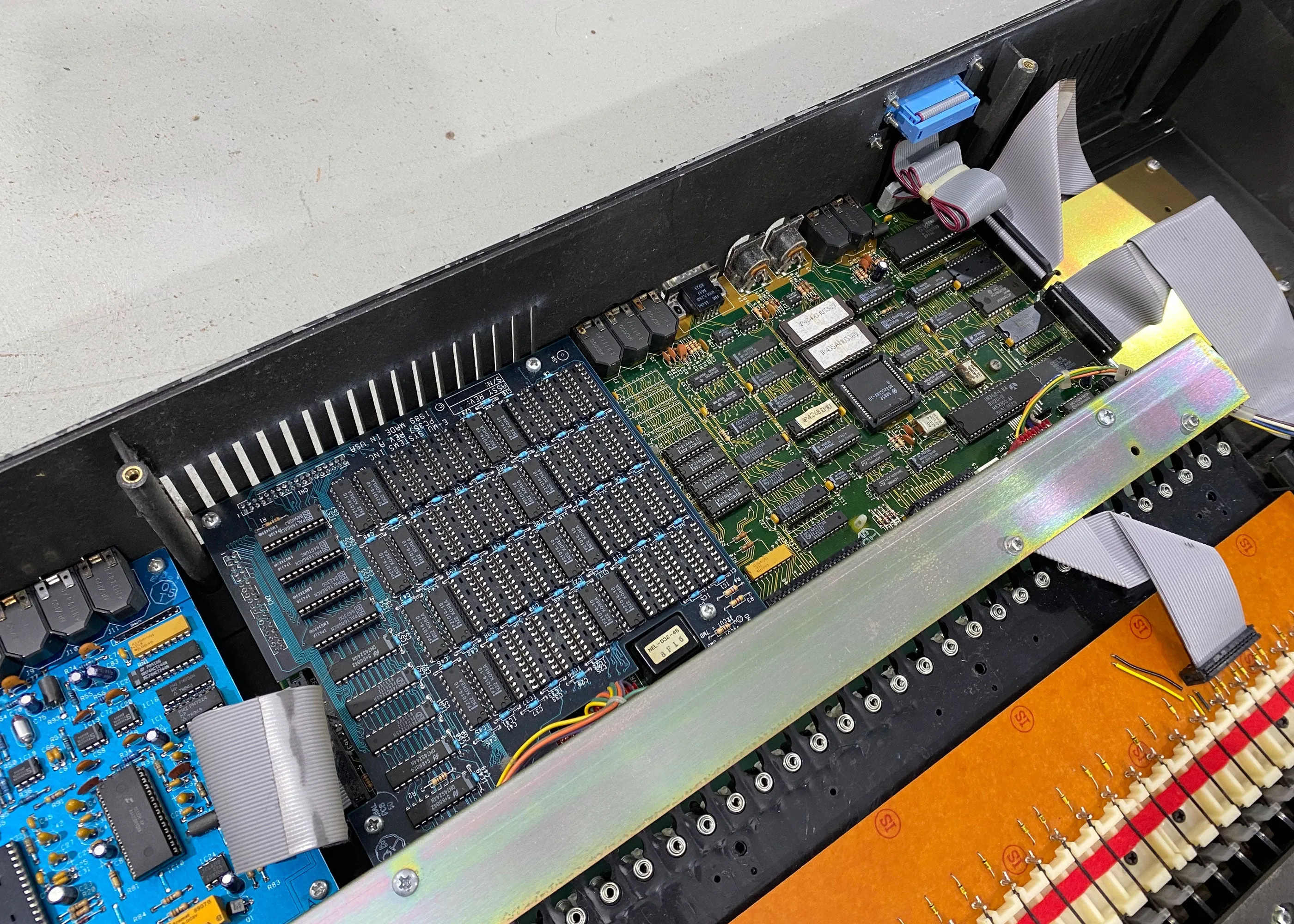 E-mu Systems EMAX-II Model 2205