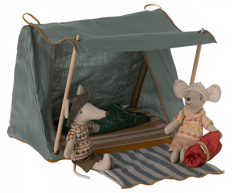 Happy Camper Tent for a Mouse