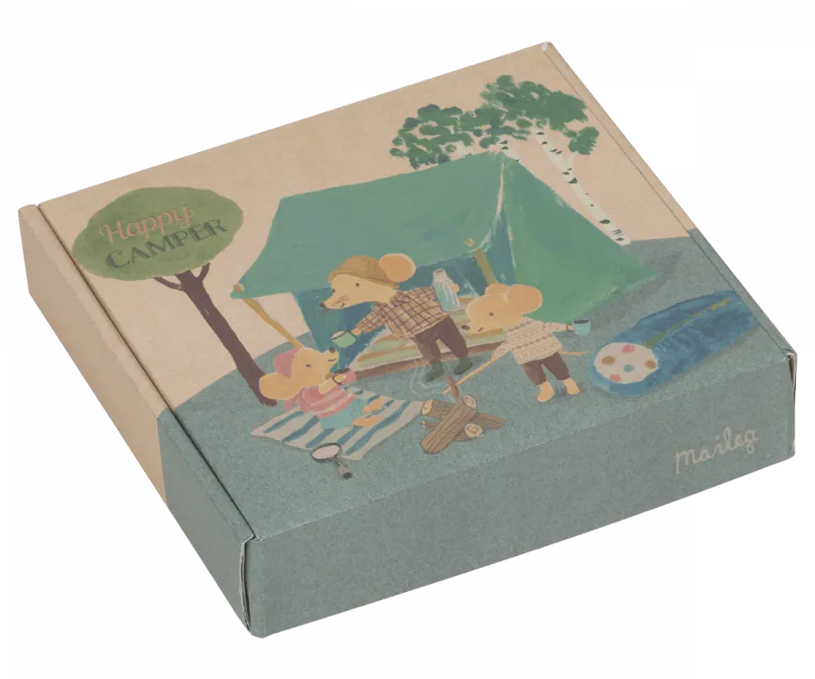 Happy Camper Tent for a Mouse