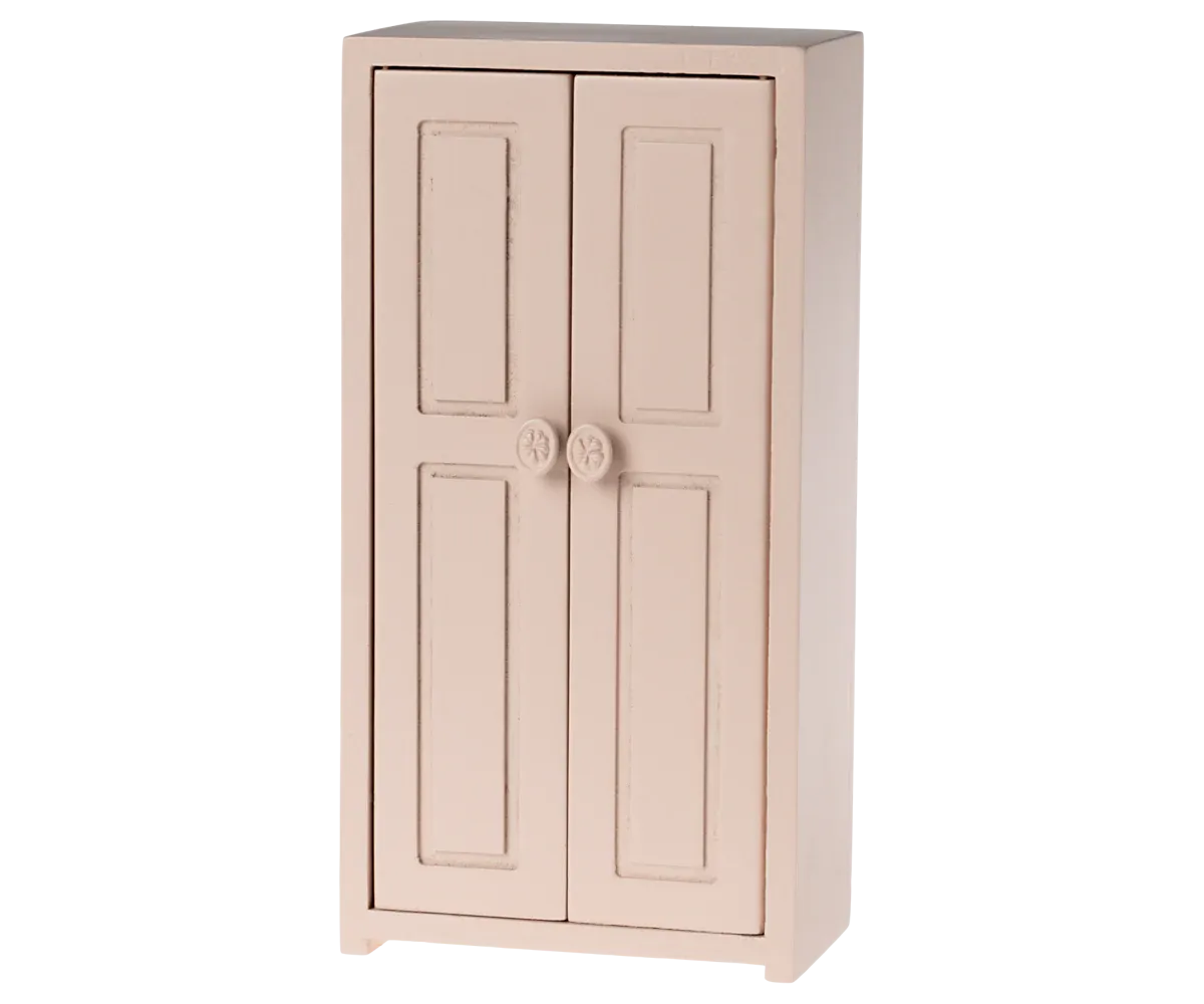 Light Rose Mouse Closet
