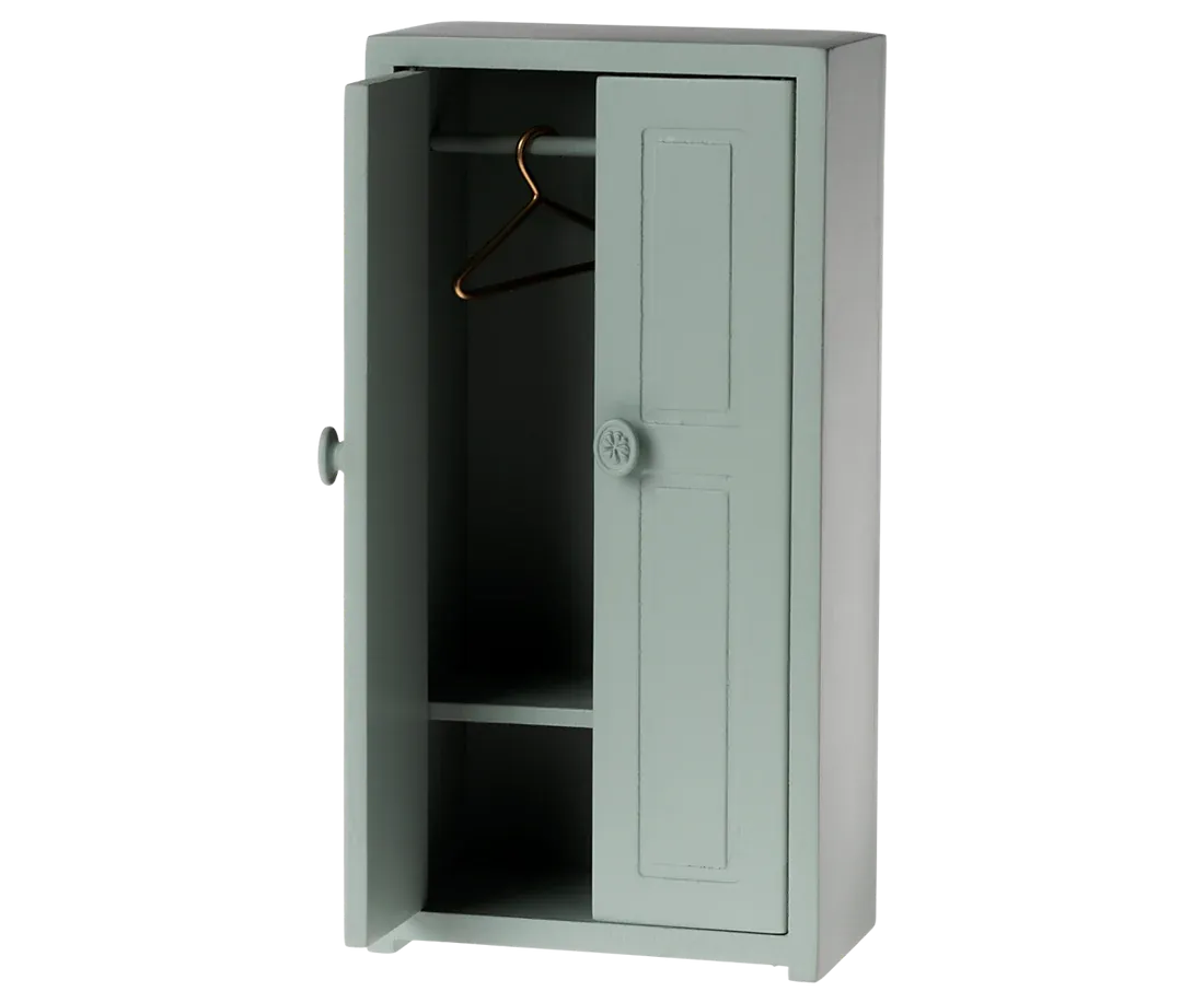 Maileg Closet, Mouse - Soft blue