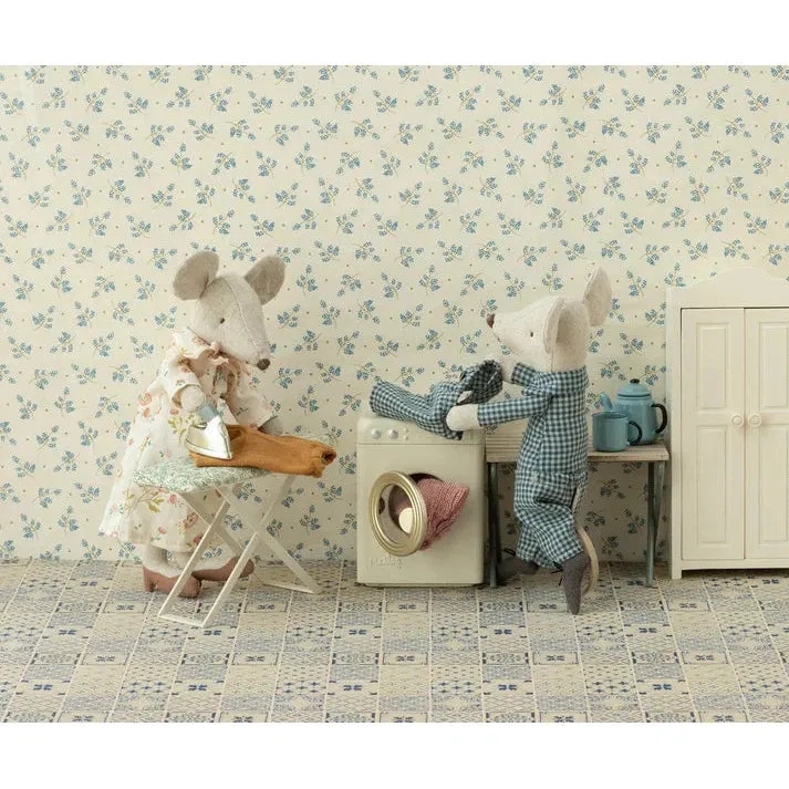 Maileg washing machine for mice