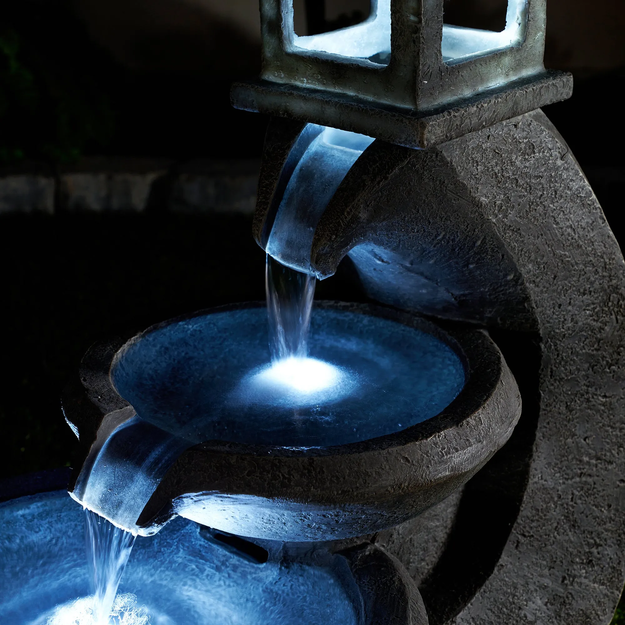 Pagoda Tiered Outdoor Fountain W/3 White Leds