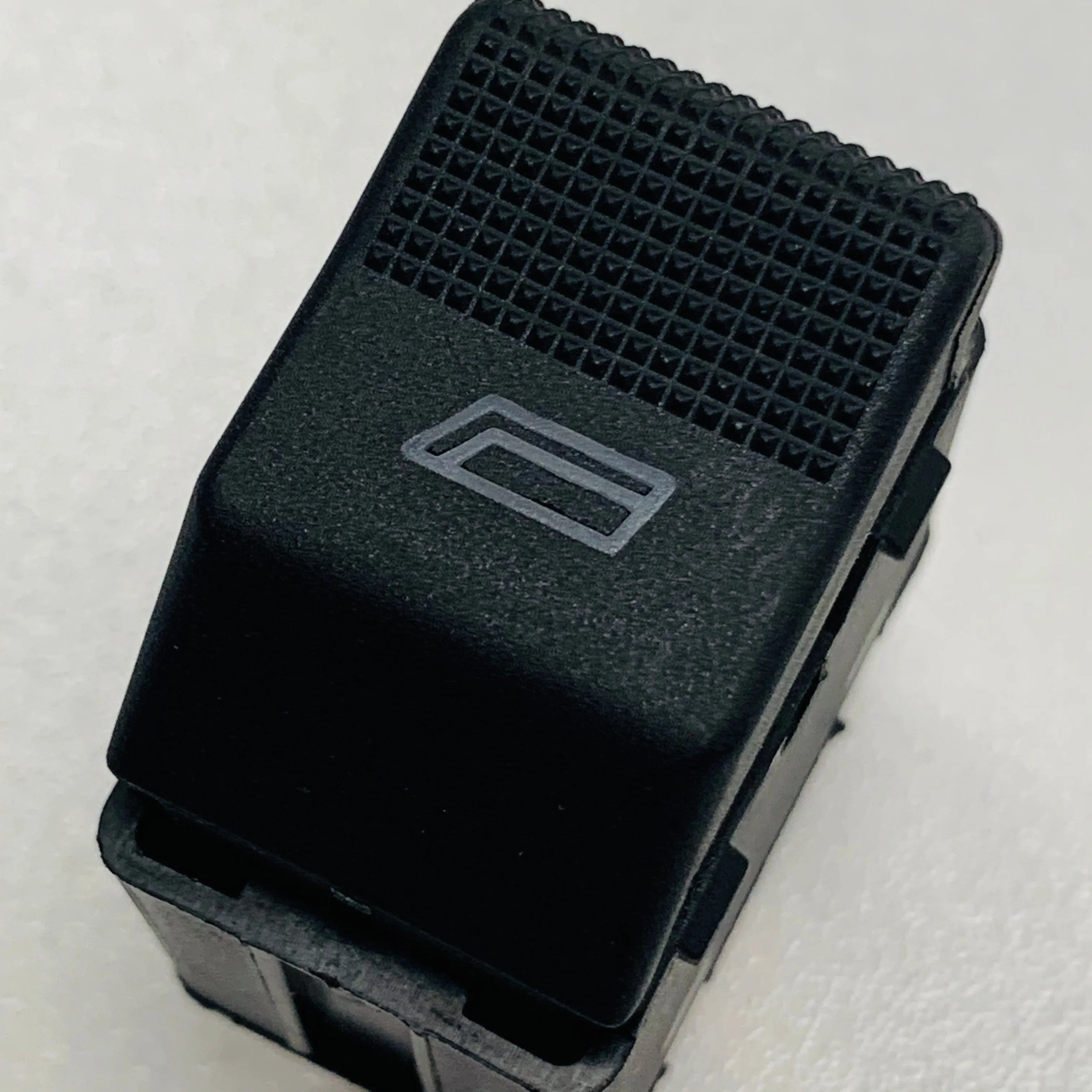 T4 T5 T5.1 Caddy Replacement Electric Window Switch (for aftermarket electric window kits)